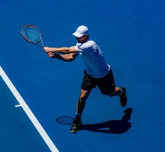 Tennis elbow cause is mainly a lack of exercice, bad shape or bad condition. Be prepared. 