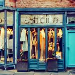 The Key to Successful Online Shopping: The Role of Online Shopkeepers